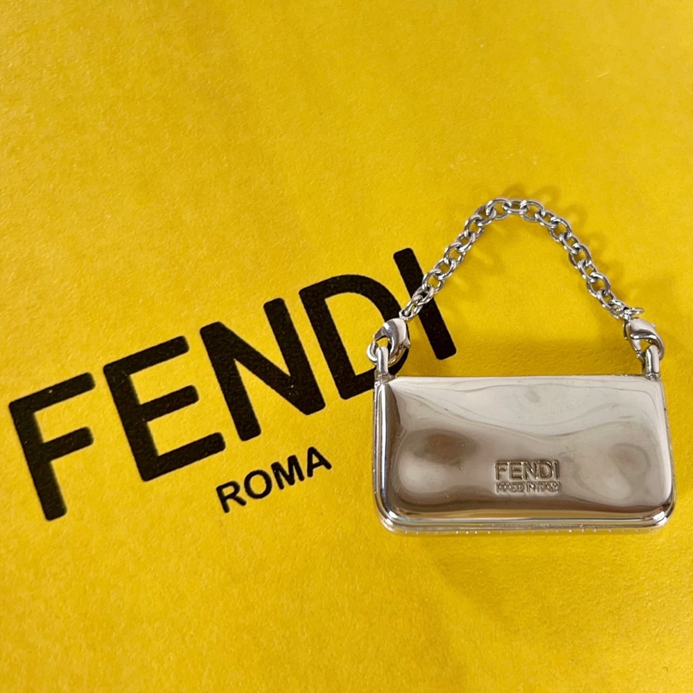 Fendi Rare Silver Metal Detailed Shoulder Bag, Bag Charm - Picture 2 of 6